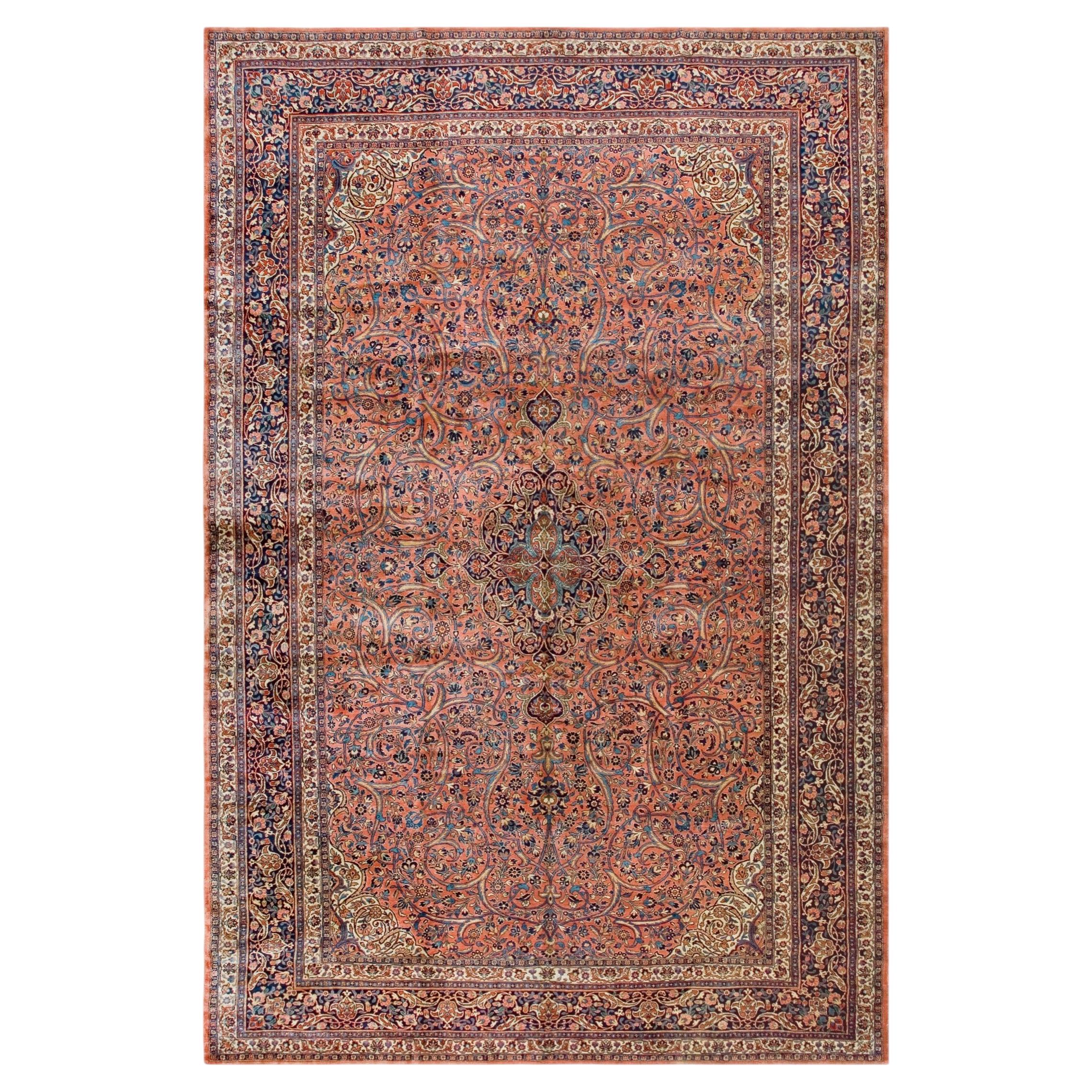 Alfombra Dabir de Kashan de principios del siglo XX, de estilo tradicional, con motivos florales en tonos rojo óxido