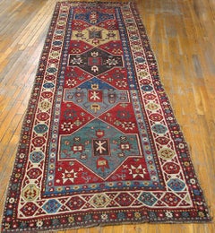 Alfombra tribal geométrica antigua de estilo kazak rojo, de finales del siglo XIX, procedente del Cáucaso