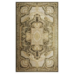 Contemporay Luxury Green Field Medallion Antique European Savonnerie Gallery Rug
