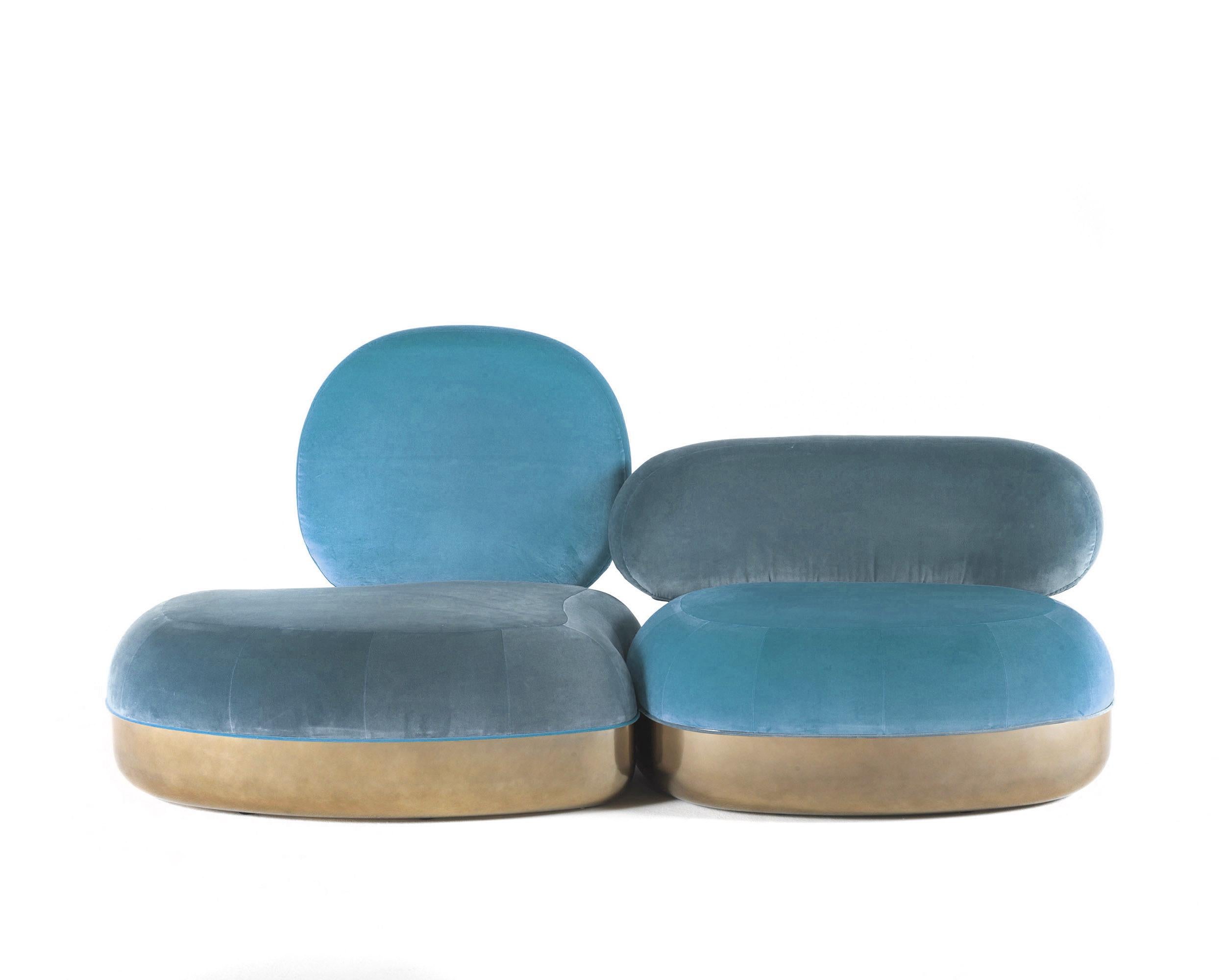 En vente : Blue Canapé deux places Belmer du 21e siècle en velours de Matteo Cibic 3