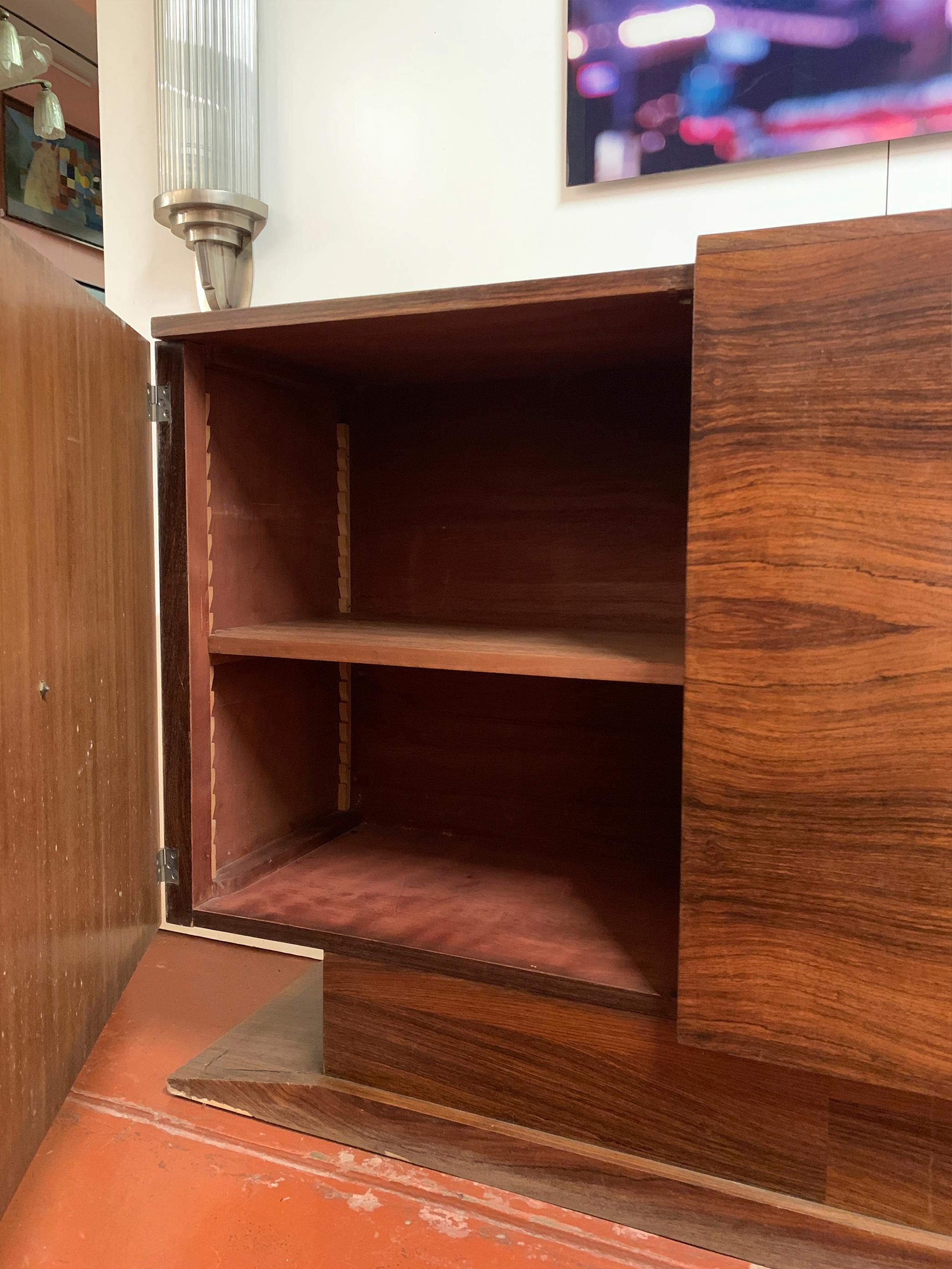 Credenza Art Deco francese in ebano Macassar, CIRCA 1930 in vendita 1