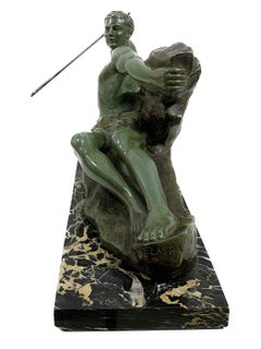 Sculpture en bronze du milieu du siècle signée LASRA, portant le cachet « Editions Deluen », vers 1930