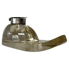 Tintero eduardiano con tapa de jockey de cristal tallado Hukin and Heath montado en plata c1908