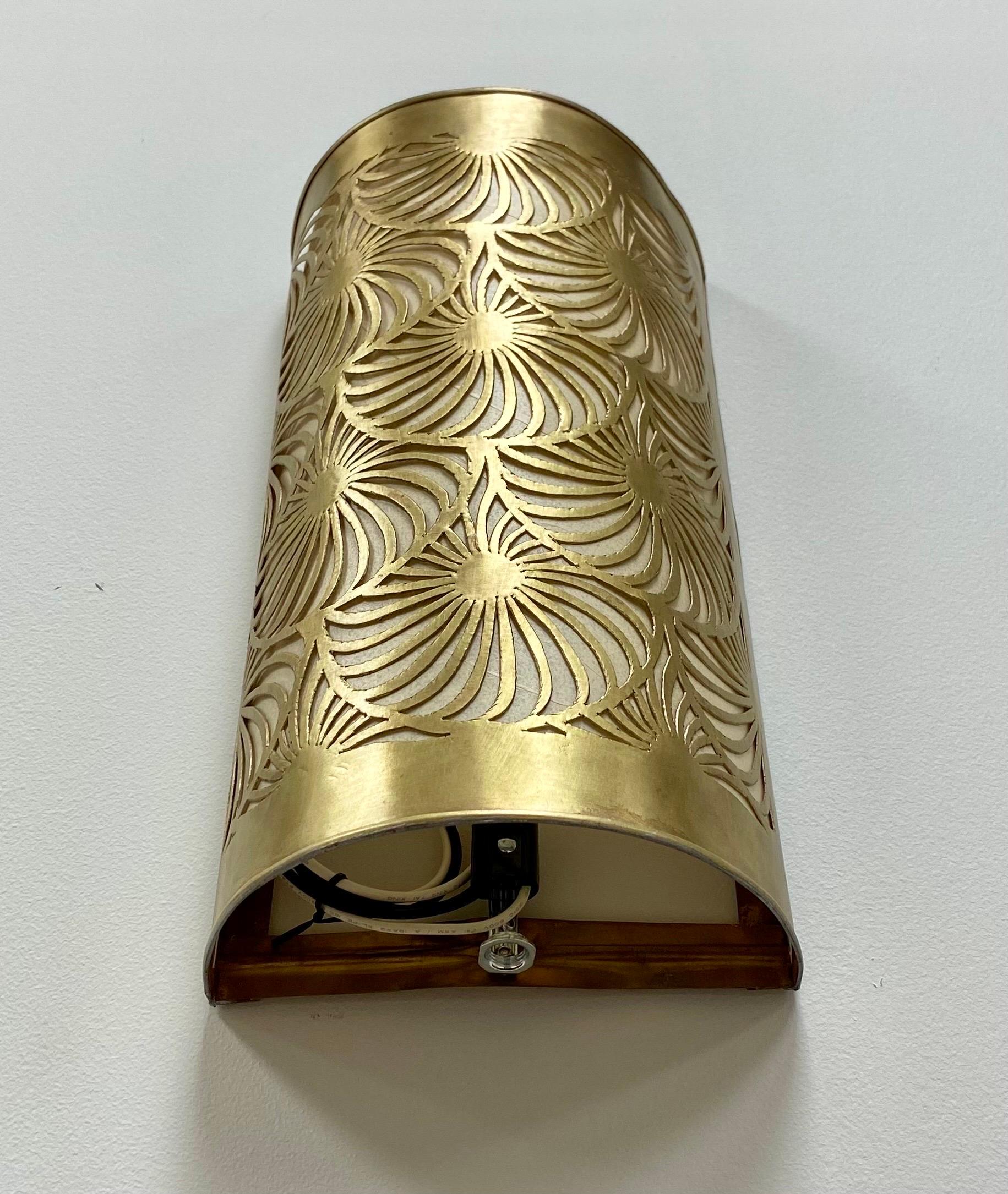 Linterna o Aplique de Pared de Latón Estilo Hollywood Regency, Pareja en venta 1