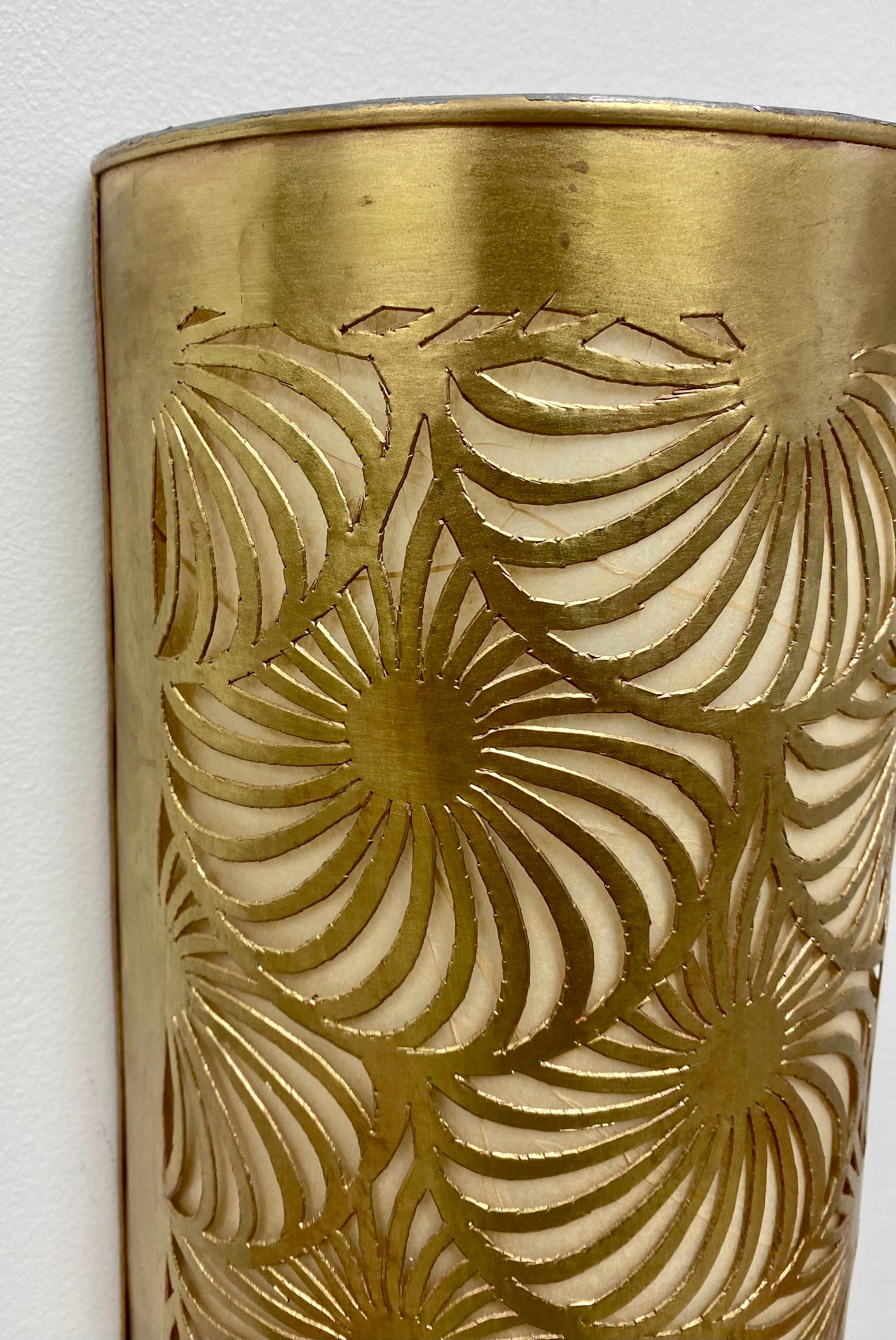 Linterna o Aplique de Pared de Latón Estilo Hollywood Regency, Pareja en venta 2
