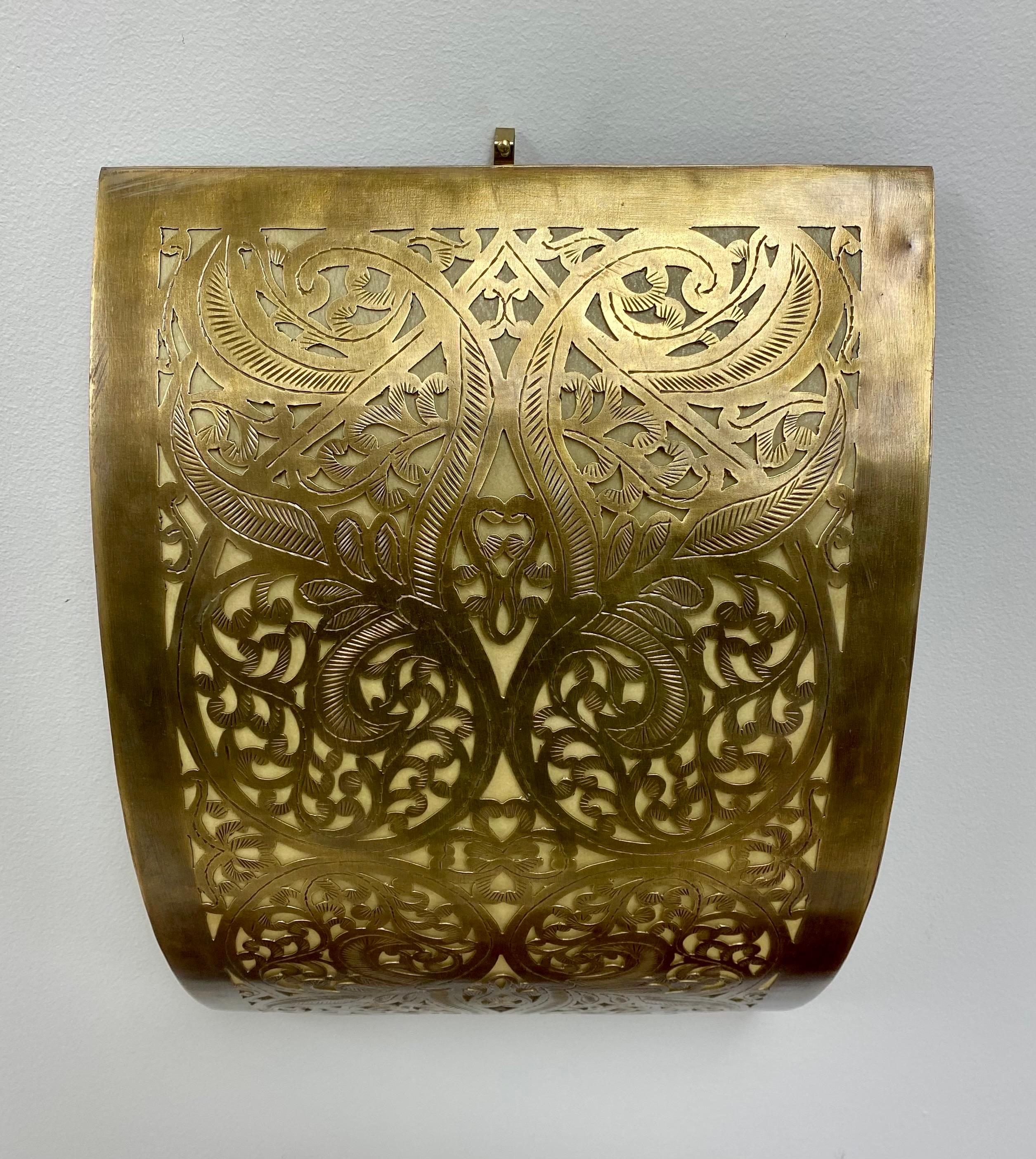 Hollywood Regency Style Brass Filigree Design Wall Sconce, a Pair For Sale 1