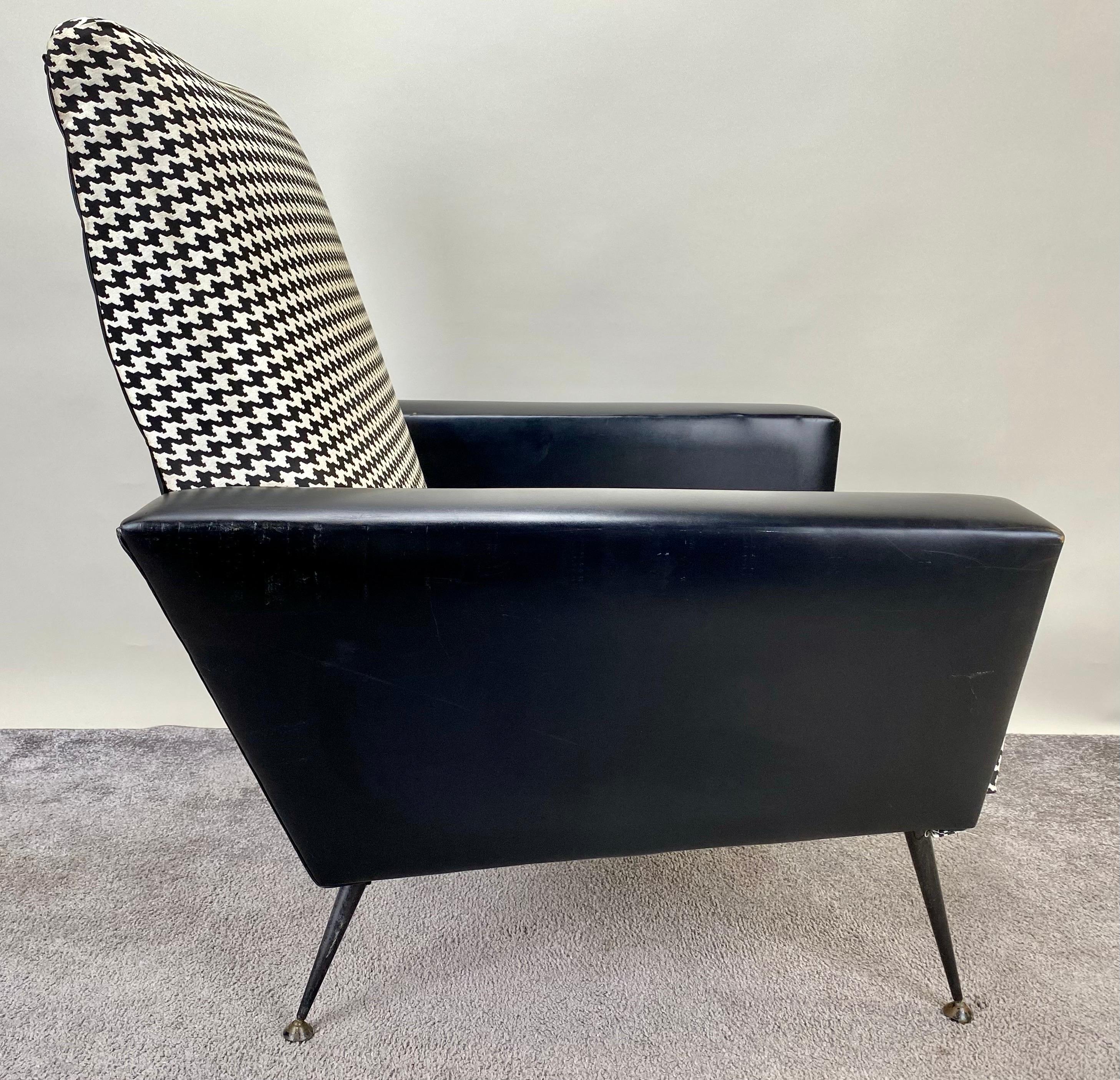 Mid-Century Modern Armchair or Lounge Chair Black and White, 1960s For Sale 4