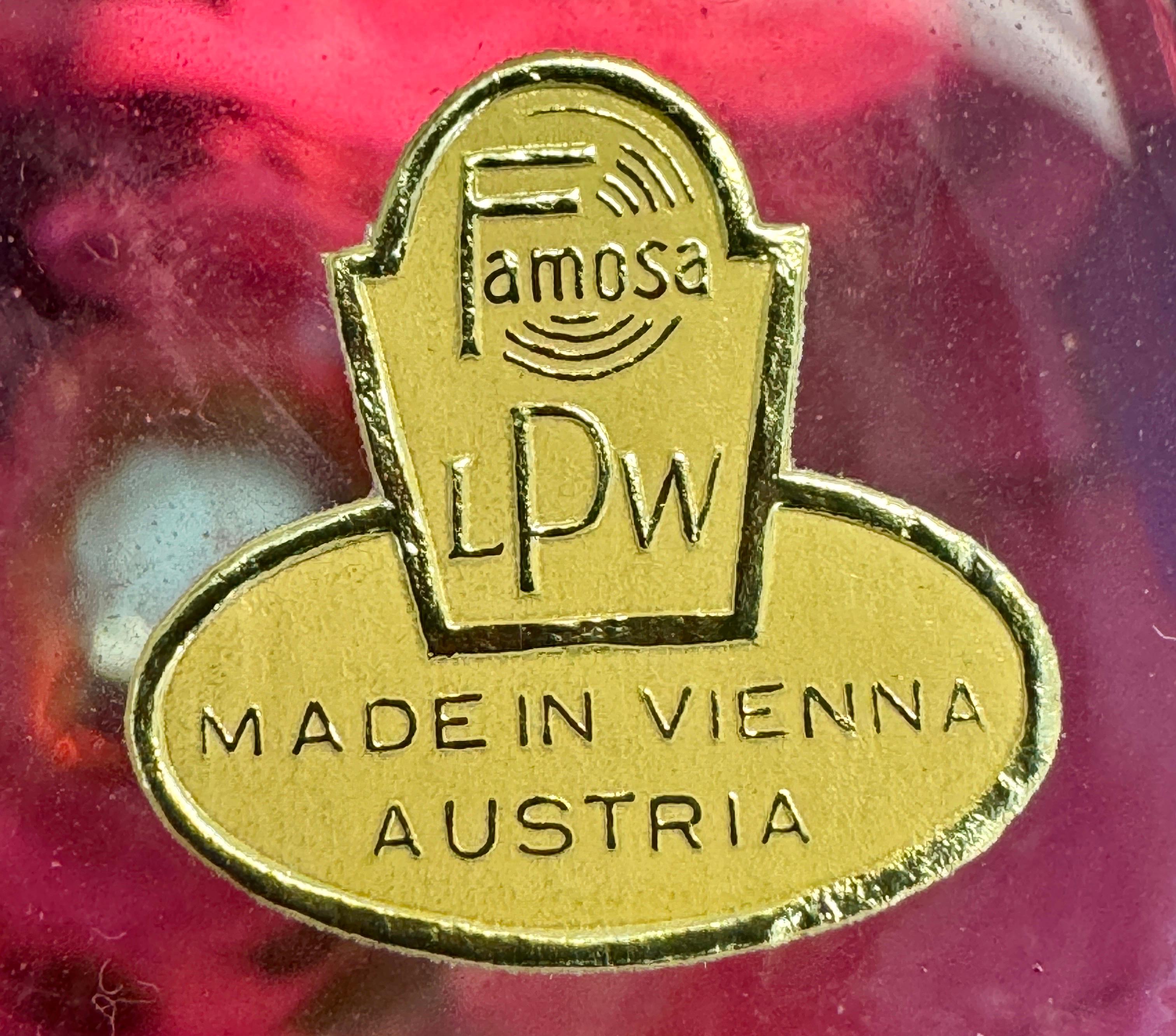 Verres à vin et carafe autrichiens Art Nouveau gravés en rubis et or 24 carats, ensemble de 7 en vente 3