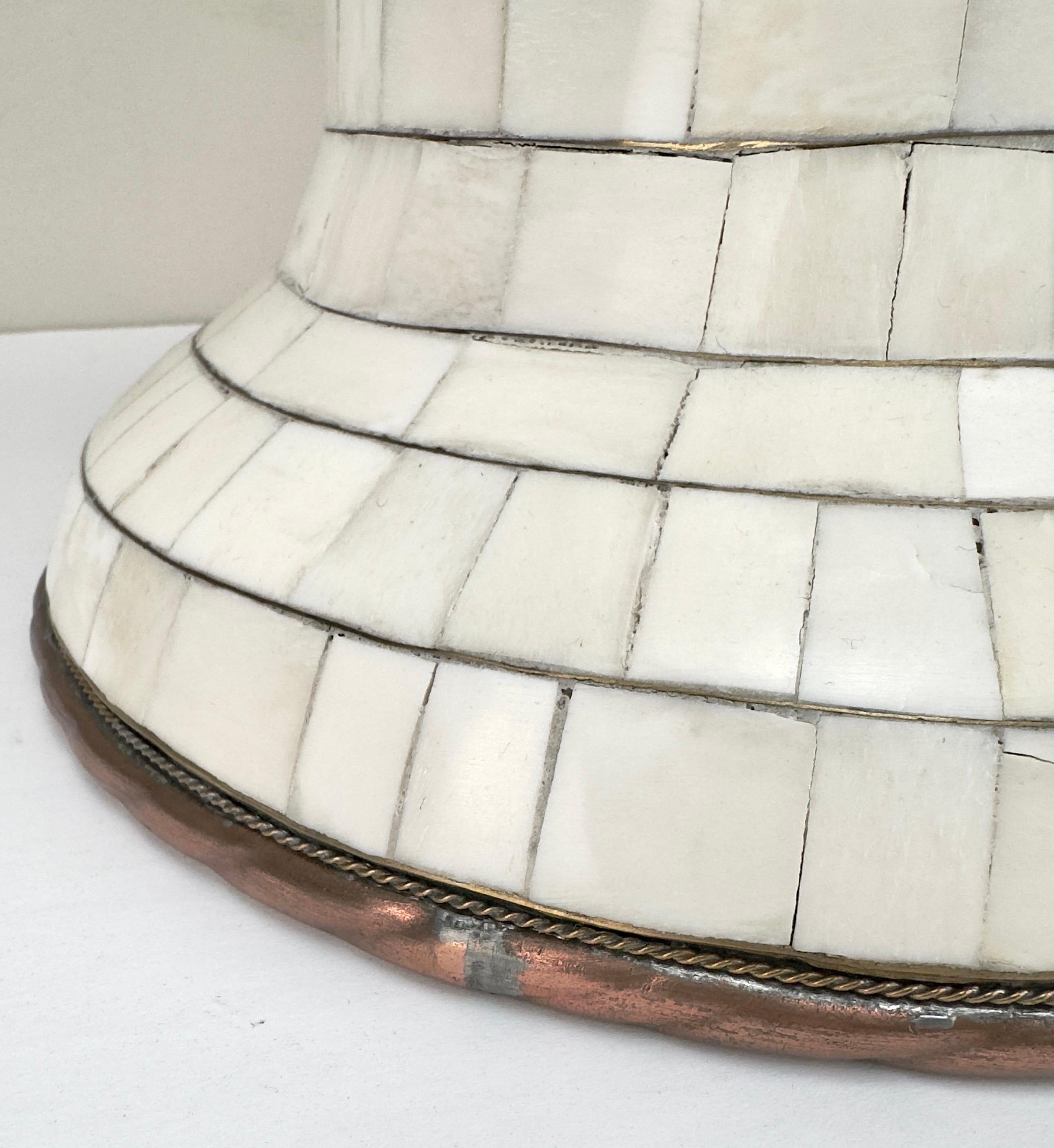 Mid-Century Off-White Mosaic Natural Bone with Brass Inlay Urn or Vase For Sale 3