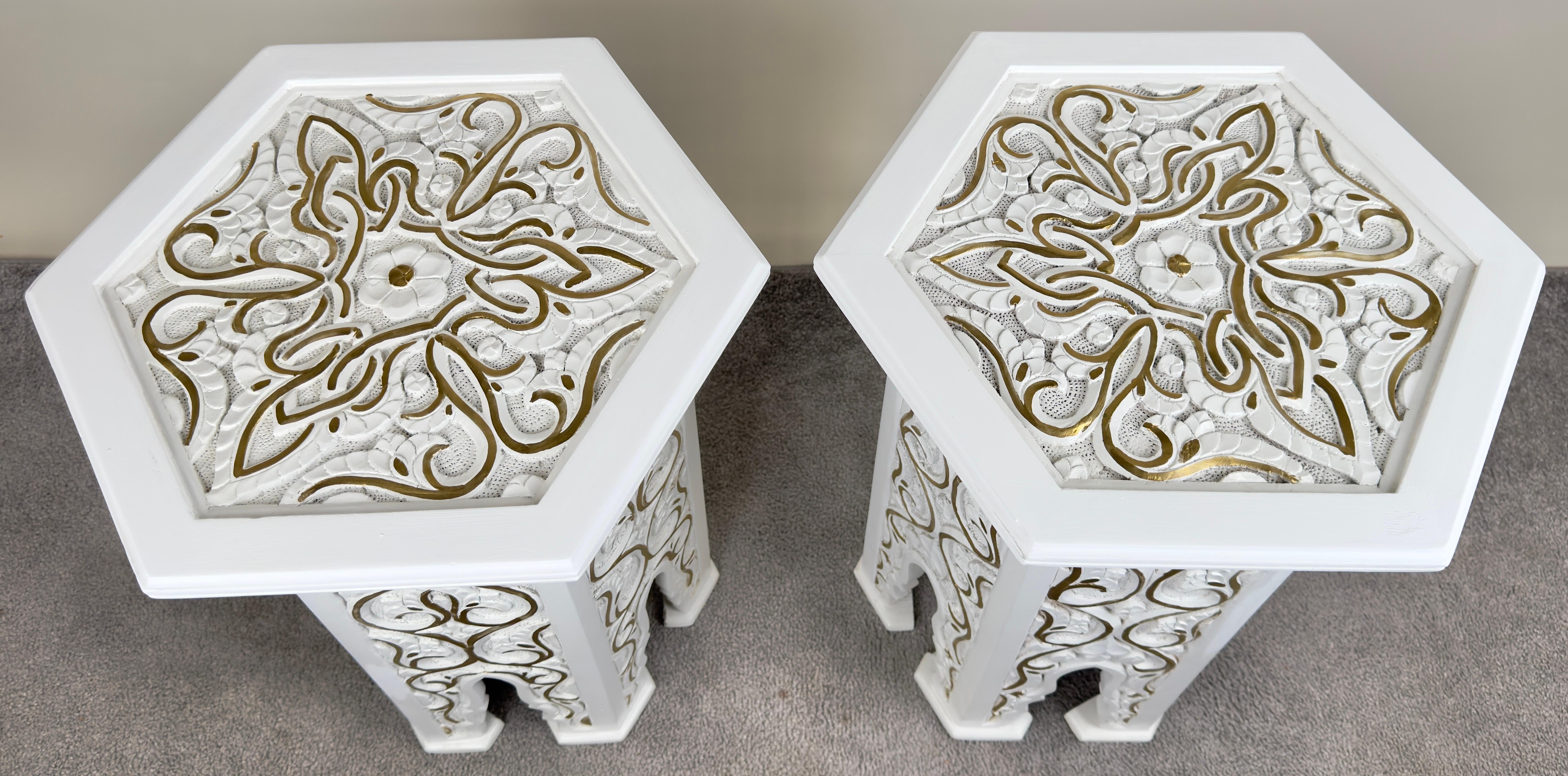 Hollywood Regency Moroccan Stye Side or End Table White with Gold Design, a Pair In Good Condition For Sale In Plainview, NY