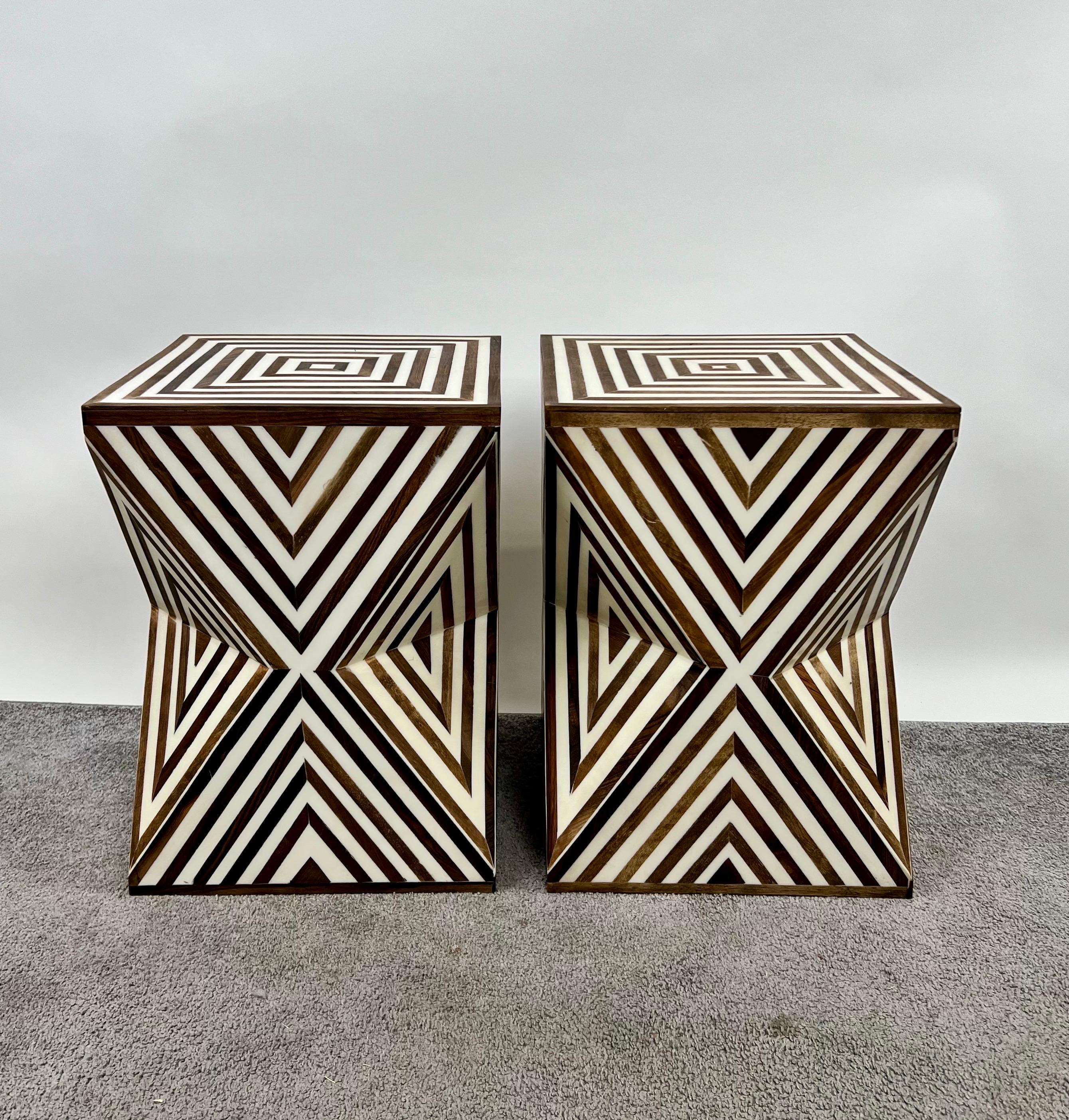 Art Deco Style Sculptural White & walnut Resin Side or End Table, a Pair For Sale 1