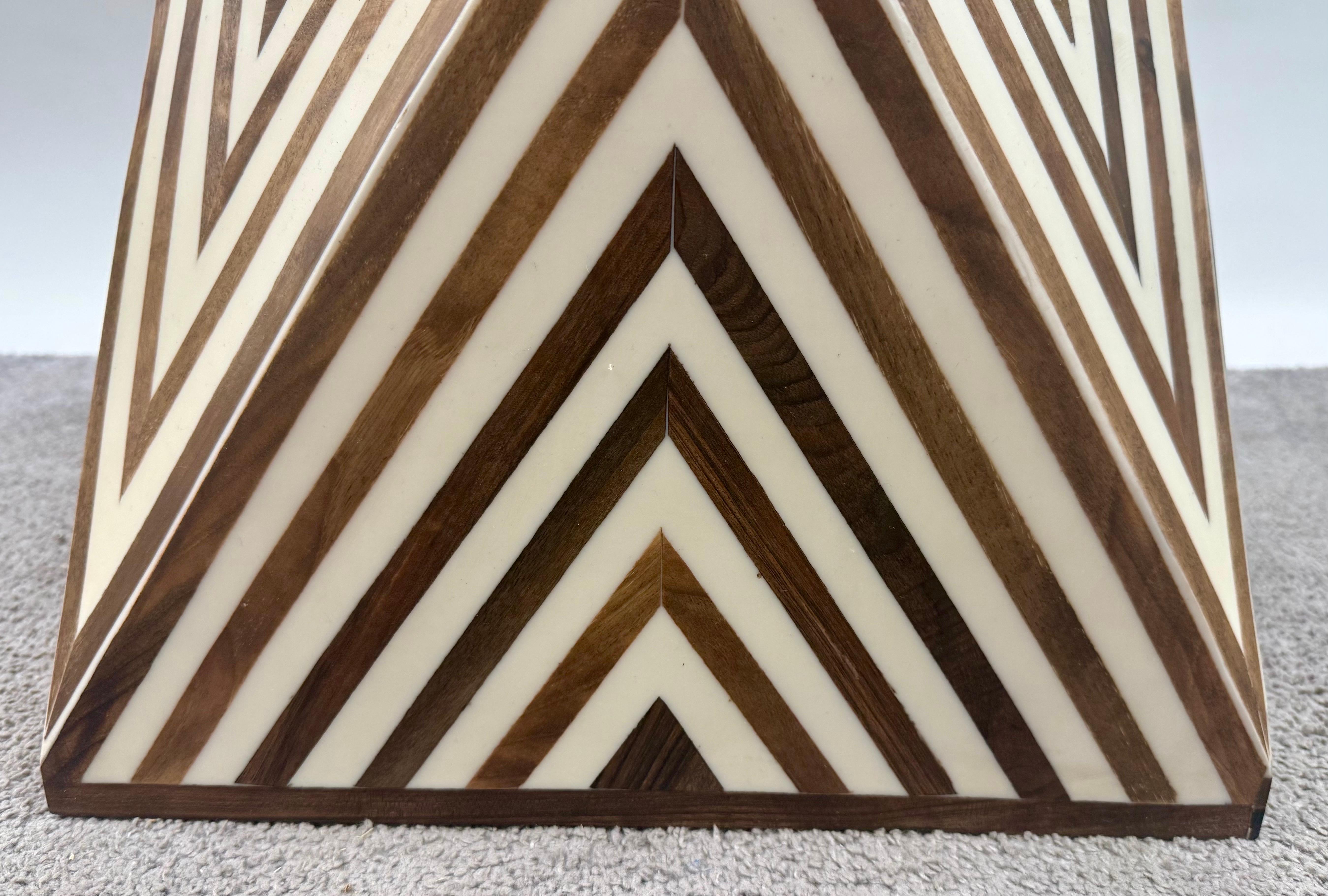 Art Deco Style Sculptural White & walnut Resin Side or End Table, a Pair For Sale 7
