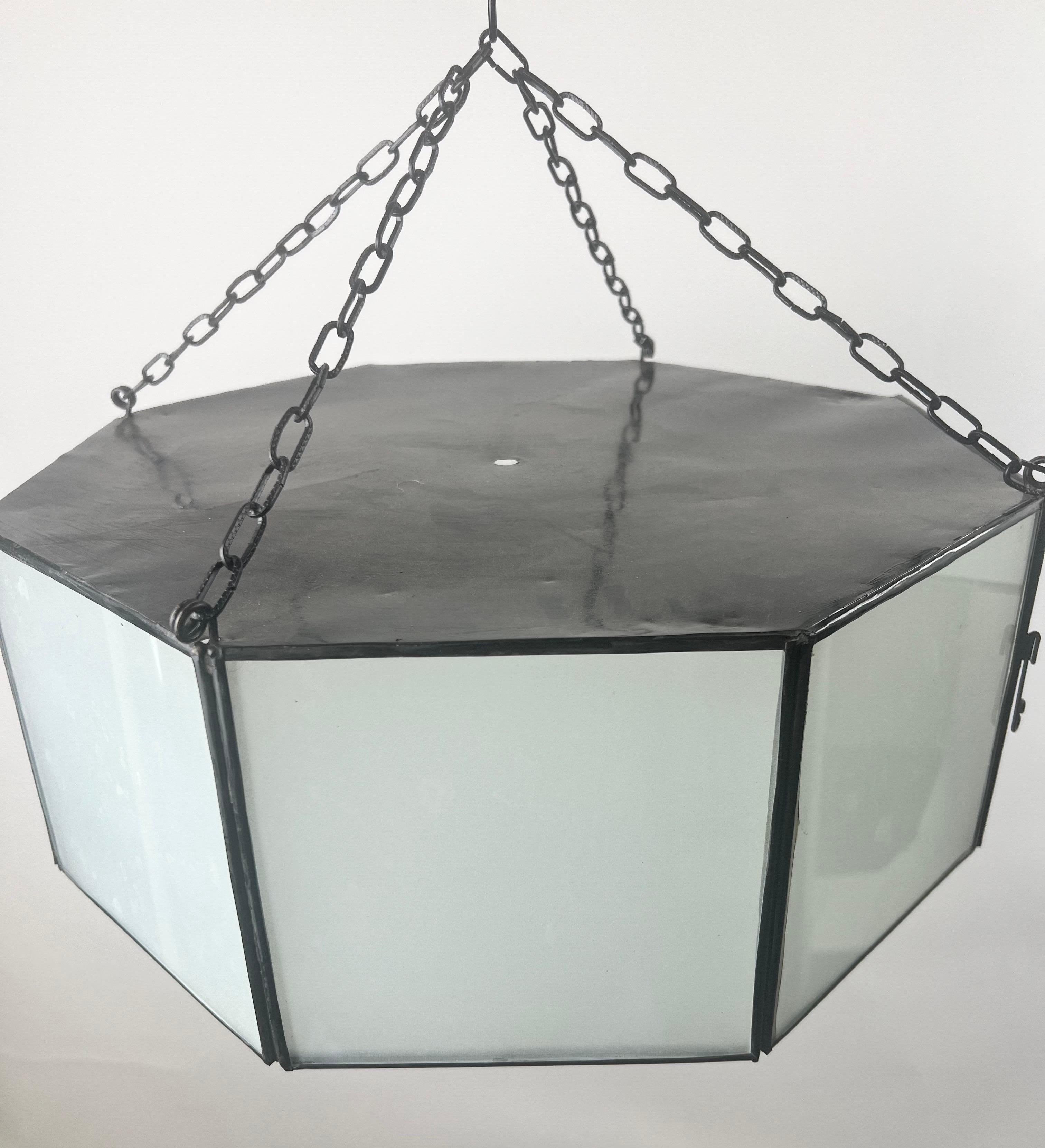 Achteckige Pendelleuchte oder Einbaubeleuchtung aus weißem Milchglas im Art-déco-Stil, Paar (20. Jahrhundert) im Angebot