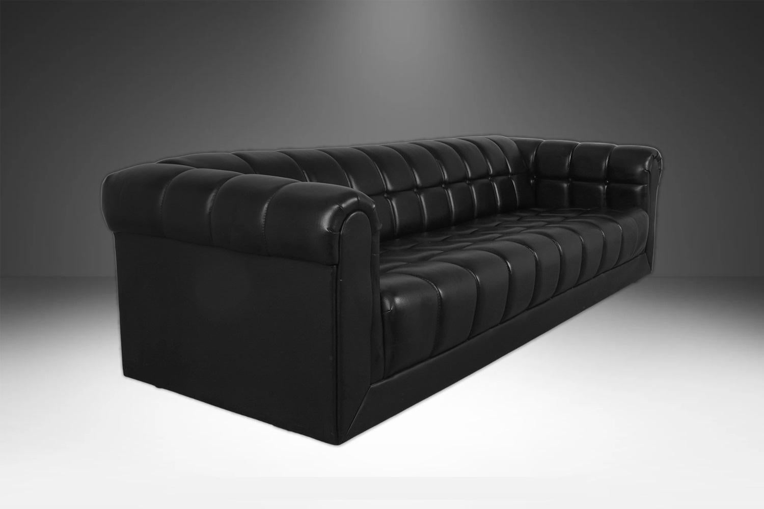 Mid-Century Black Leather Tufted Sofa Edward Wormley for Dunbar Style For Sale 1