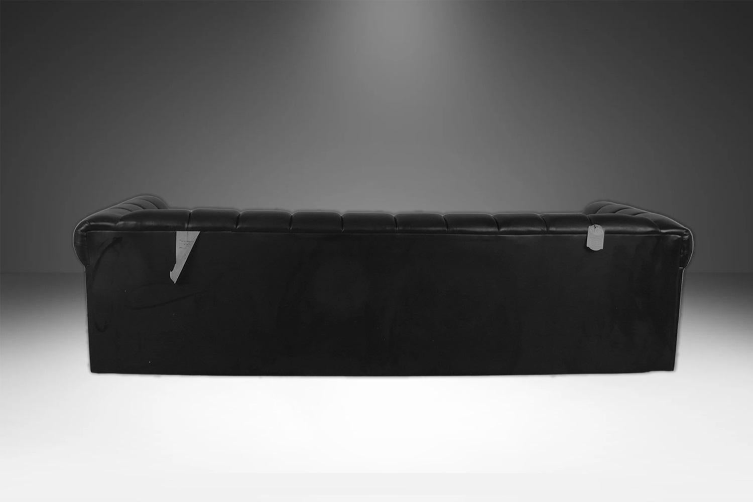 Mid-Century Black Leather Tufted Sofa Edward Wormley for Dunbar Style For Sale 2