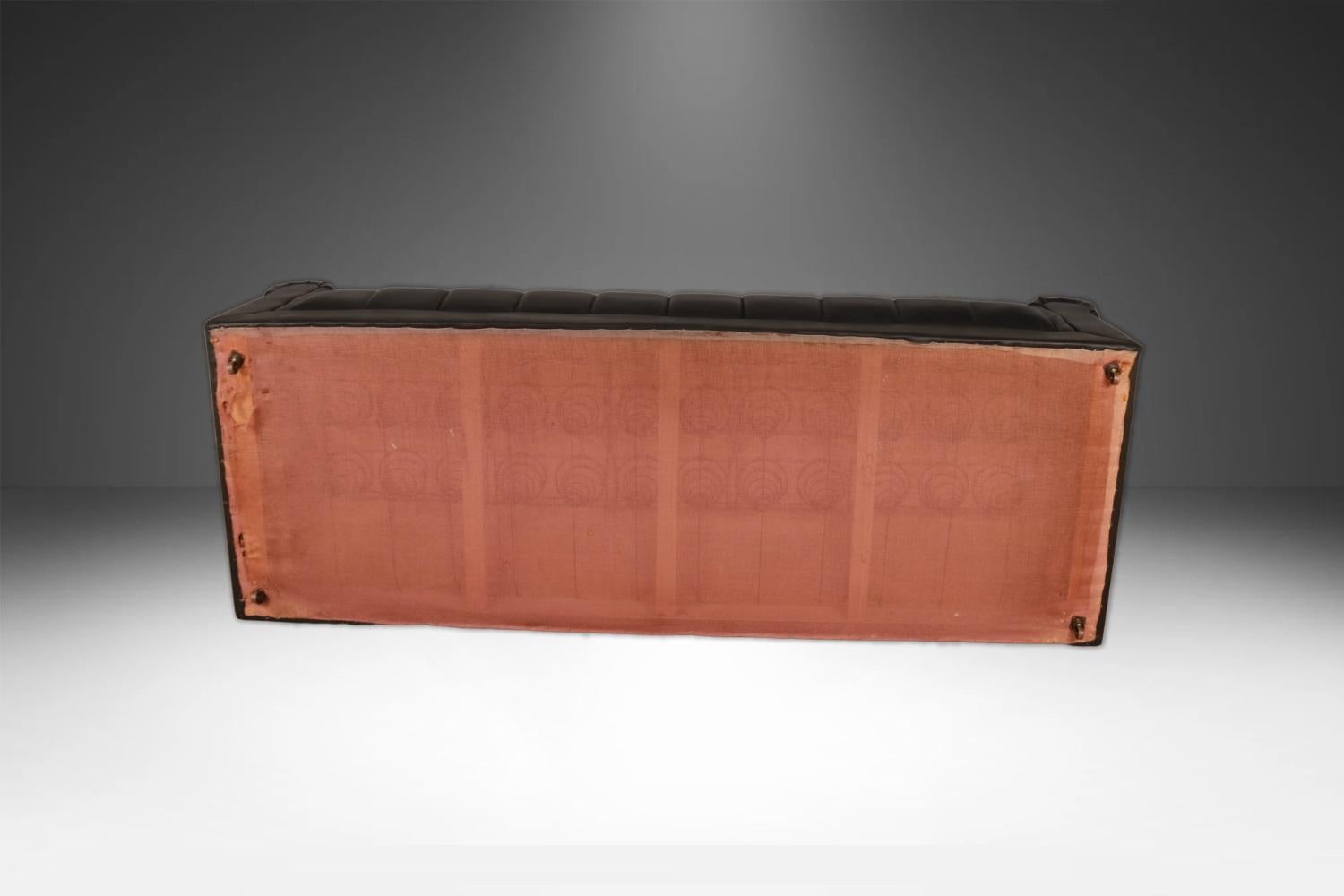 Mid-Century Black Leather Tufted Sofa Edward Wormley for Dunbar Style For Sale 9