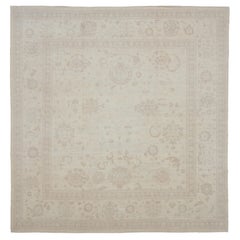Mehraban Rugs in stile vintage della collezione Safira, design Sultanabad