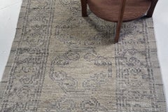 Pamirs Runner, Domicile Collection, Rose Fade