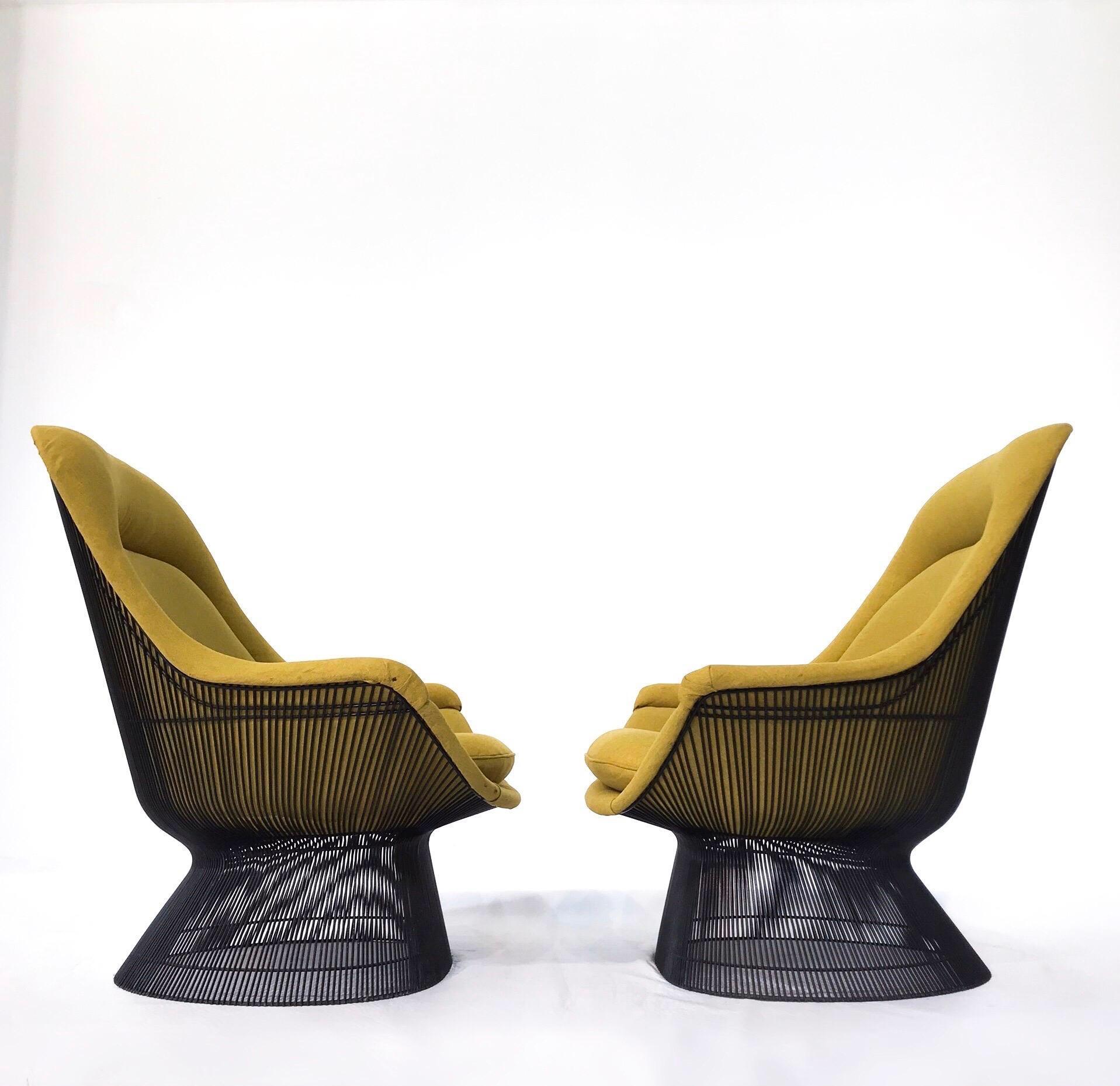American Warren Platner Pair Of  Easy Chairs For Sale