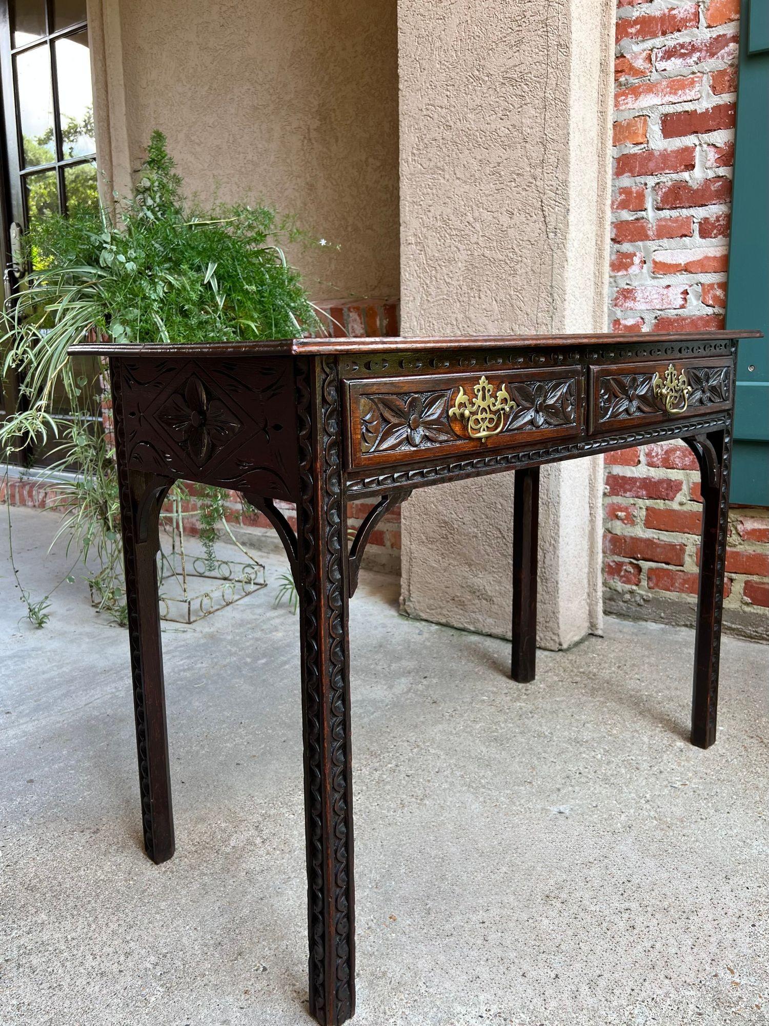 Antique English Sofa Console Table Jacobean Carved Oak Foyer Table c1890 In Good Condition For Sale In Shreveport, LA