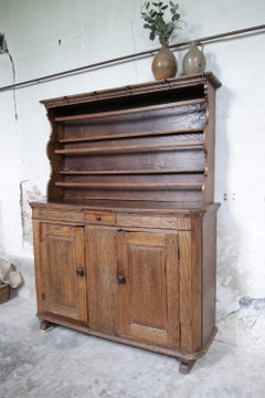 Dutch Oak Pewter Cupboard with Open Plate Rack, Netherlands circa 1700