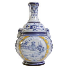 Vaso a forma di zucca in maiolica di Montagnon Nevers con manici a forma di testa di ariete, Francia, 1915 circa