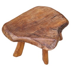 Sgabello o tavolino in rovere con bordi naturali intagliati a mano, Europa, anni ’50