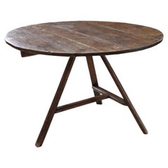 Large Round Pine Three-Legged Table in the Manner of a Cricket Table, c. 1900