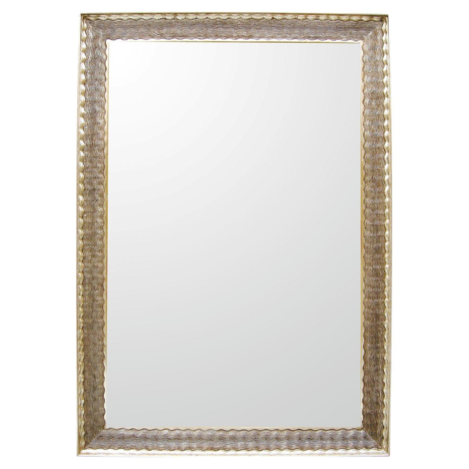 Elegante specchio in legno dorato intagliato di design italiano Napoli di Randy Esada Designs