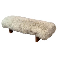 Panca imbottita in pelle di pecora in stile Mid-Century Modern
