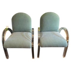 Ein Paar „Mid-Century-Modern“-Stühle von Charles Hollis Jones aus blauem Samt und Lucite