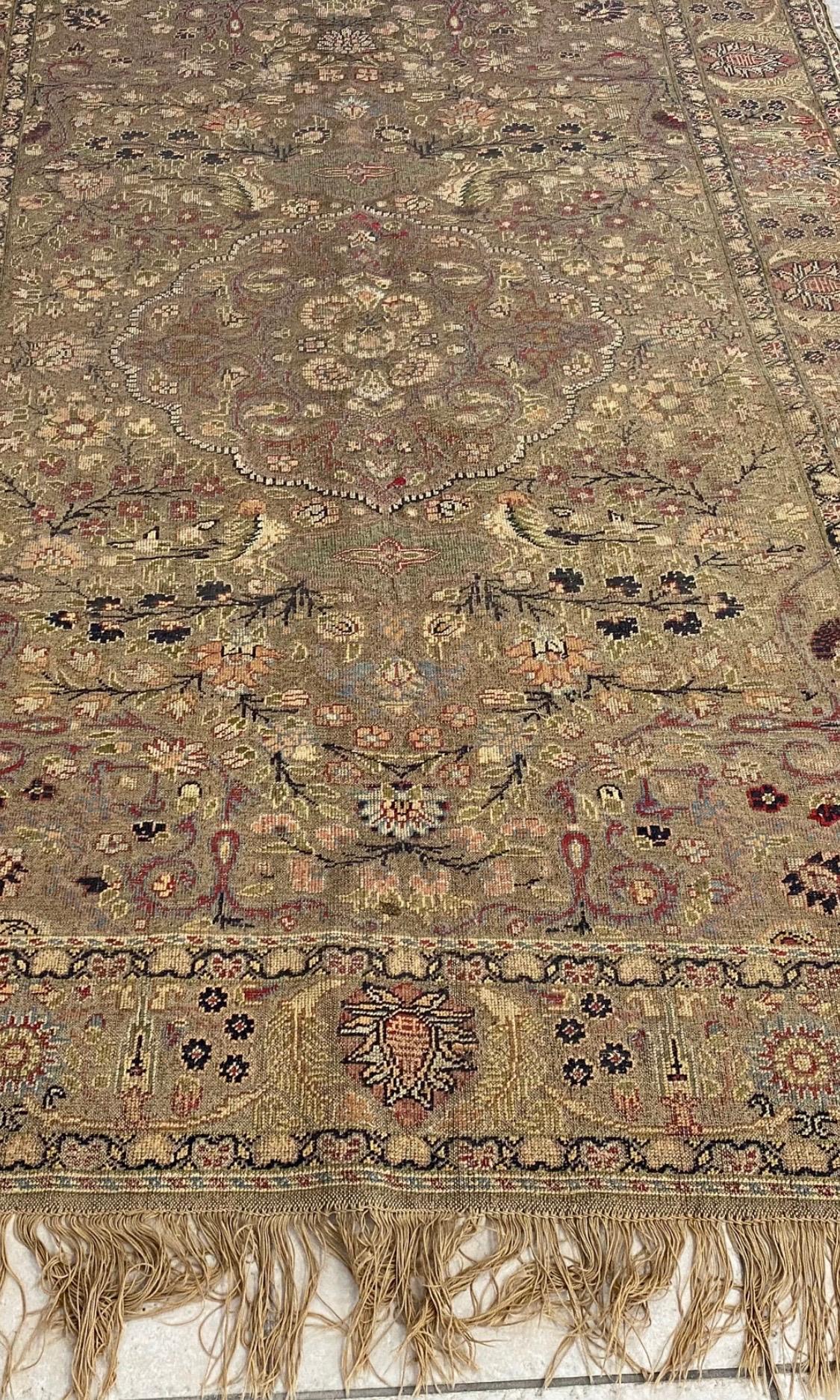 Antiker, geblümter, türkischer Kaysari-Teppich aus Seide und Metallfaden aus dem späten 19. Jahrhundert im Angebot 2