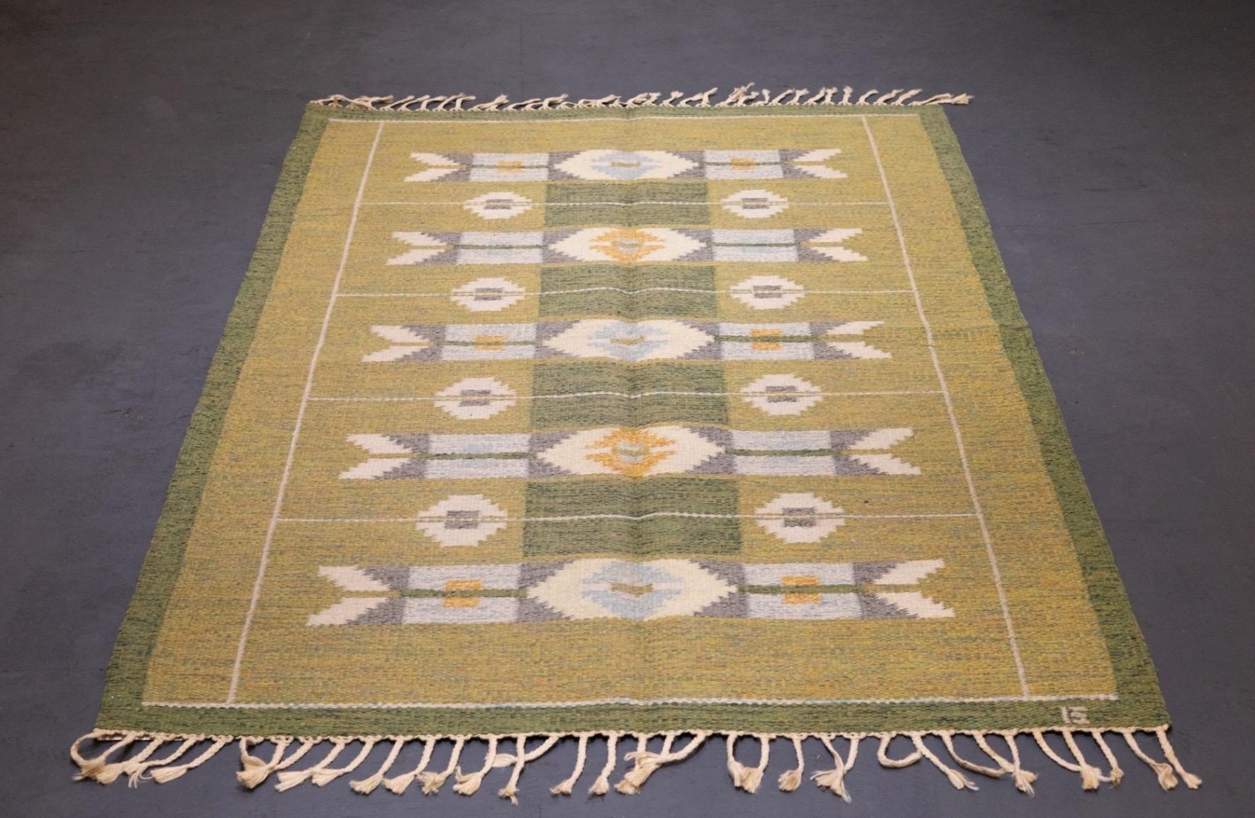 20th Century Ingegerd Silow Vintage Mid-Century Swedish Rollaken Kilim Green Rug For Sale