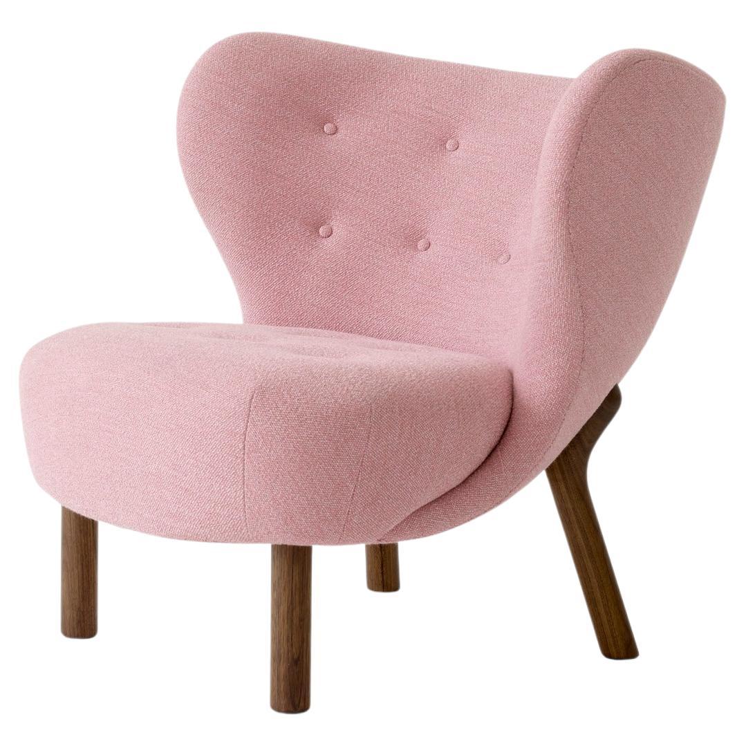 Piccola Petra VB1, in Ectriture0640 e Noce di Viggo Boesen per &Tradition