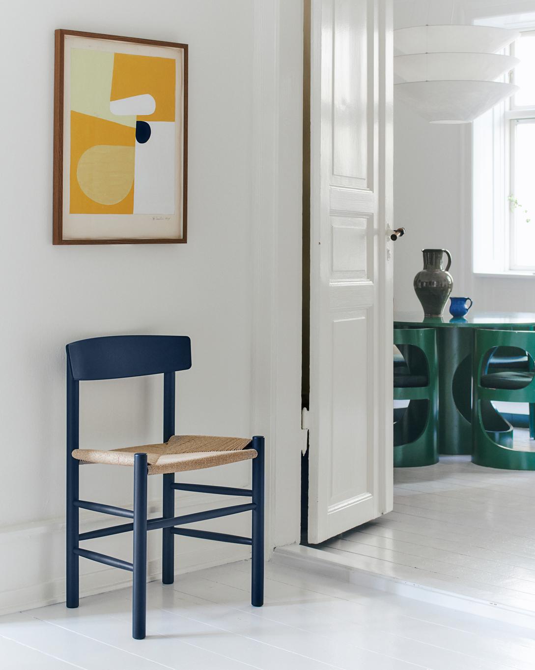 Scandinavian Modern Børge Mogensen Pair of J39 Mogensen Chairs, Natural Paper Cord/Beech Indigo Blue For Sale