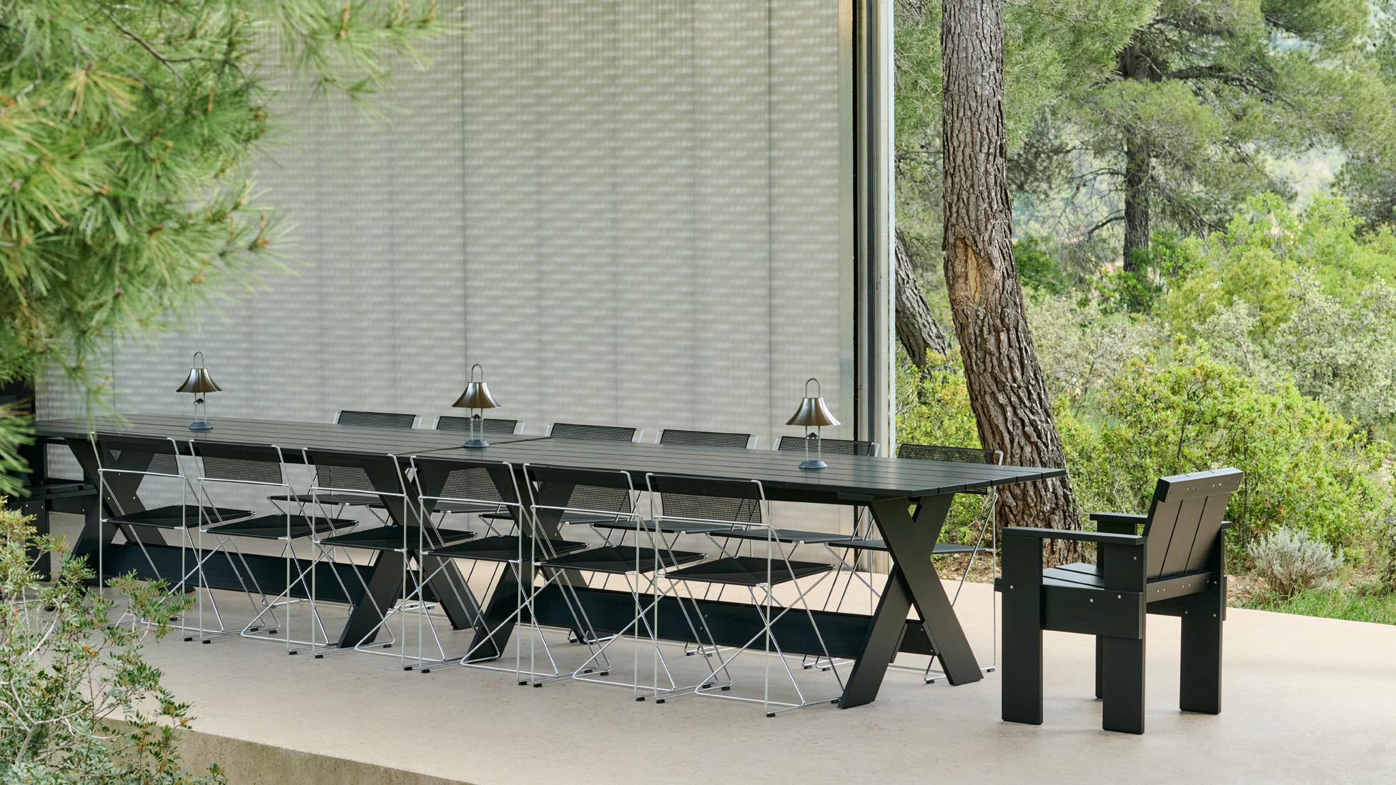 XXIe siècle et contemporain Lot de 4 chaises X-Line base galvanisée/assise/dossier laqué noir pour le foin en vente