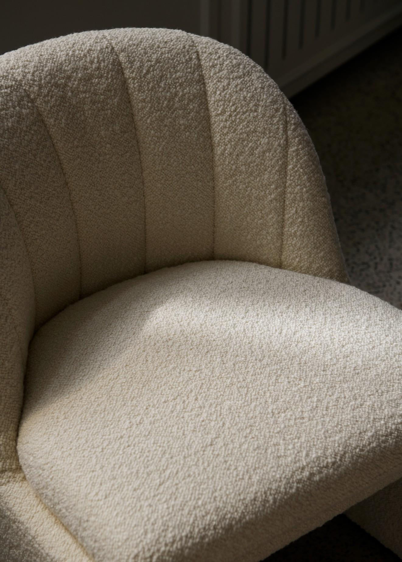 XXIe siècle et contemporain Paire de fauteuils club A107, Dedar -Karakorum 001 par Space Copenhagen pour AT&T en vente