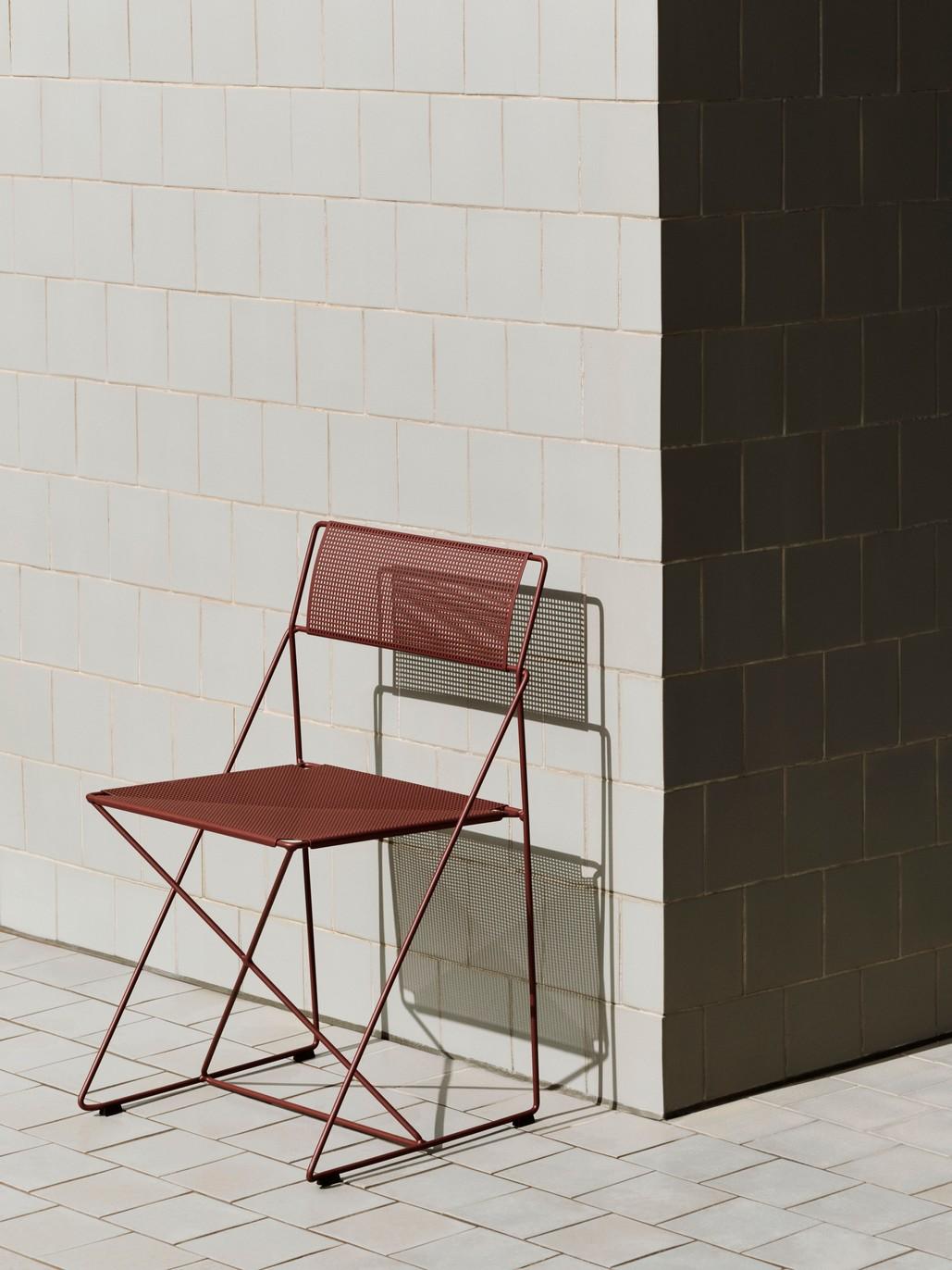 Ensemble de 4 chaises Steel-Line en acier poudré rouge de Niels Jørgen Haugesen en vente 2