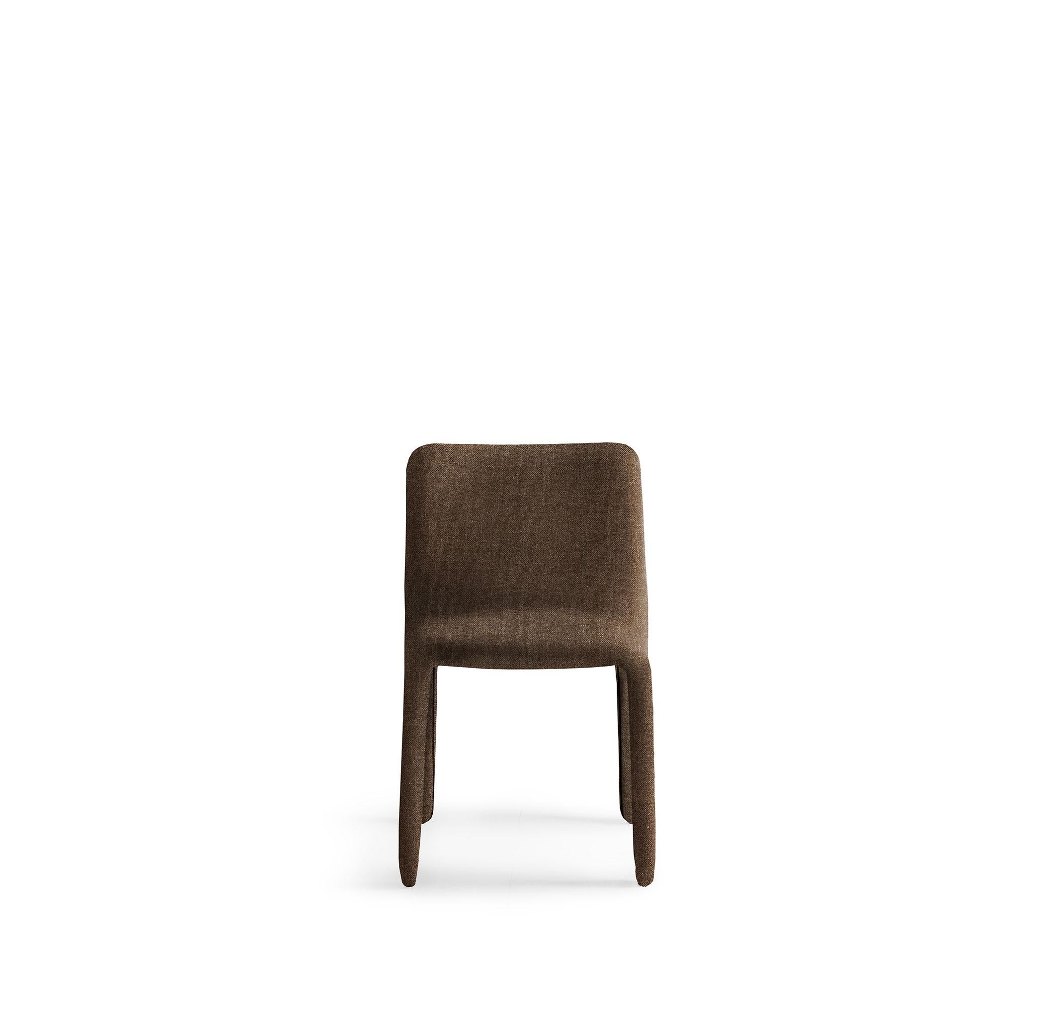 Italian Chair in Linen, Molteni&C by Patricia Urquiola, GSD1 Glove UP Made in Italy For Sale