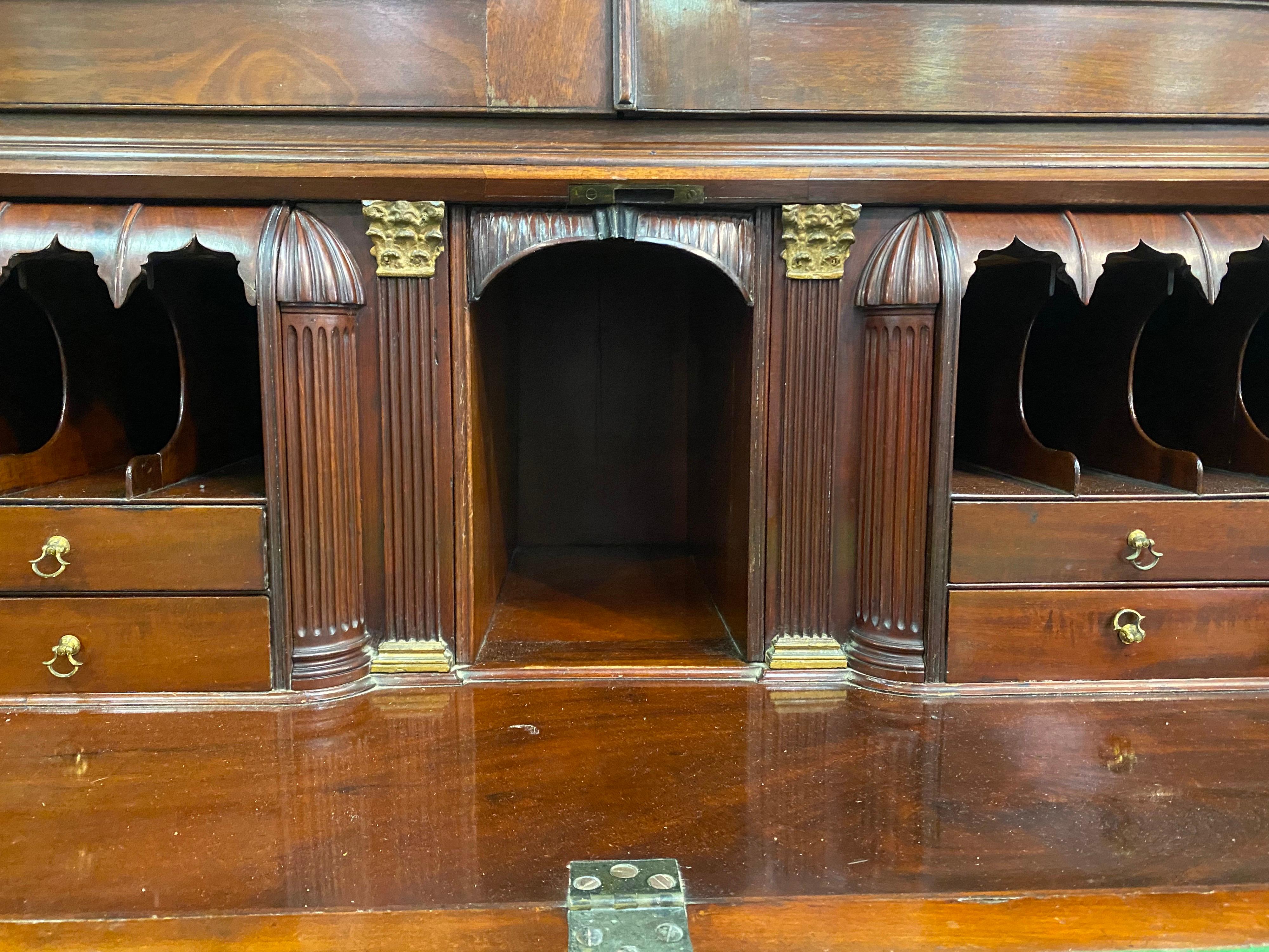 Superb 18th Century Georgian Mahogany Secretary Bookcase, Probably by Gillows 11