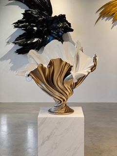 Vase floral sculptural contemporain bicolore « Lux White » et « Champagne »