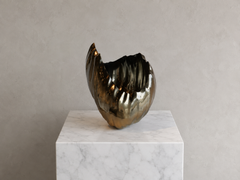 Ocean Bowl, ciotola scultorea contemporanea in resina con finitura Velura Aurum