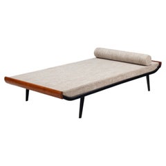 Dick Cordemeijer Cleopatra daybed for Auping in melange fabric Netherlands 1954