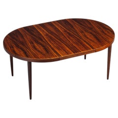 Table à manger ovale « Kai Kristiansen » en bois de rose, Villy Schou Andersen, Danemark, 1960