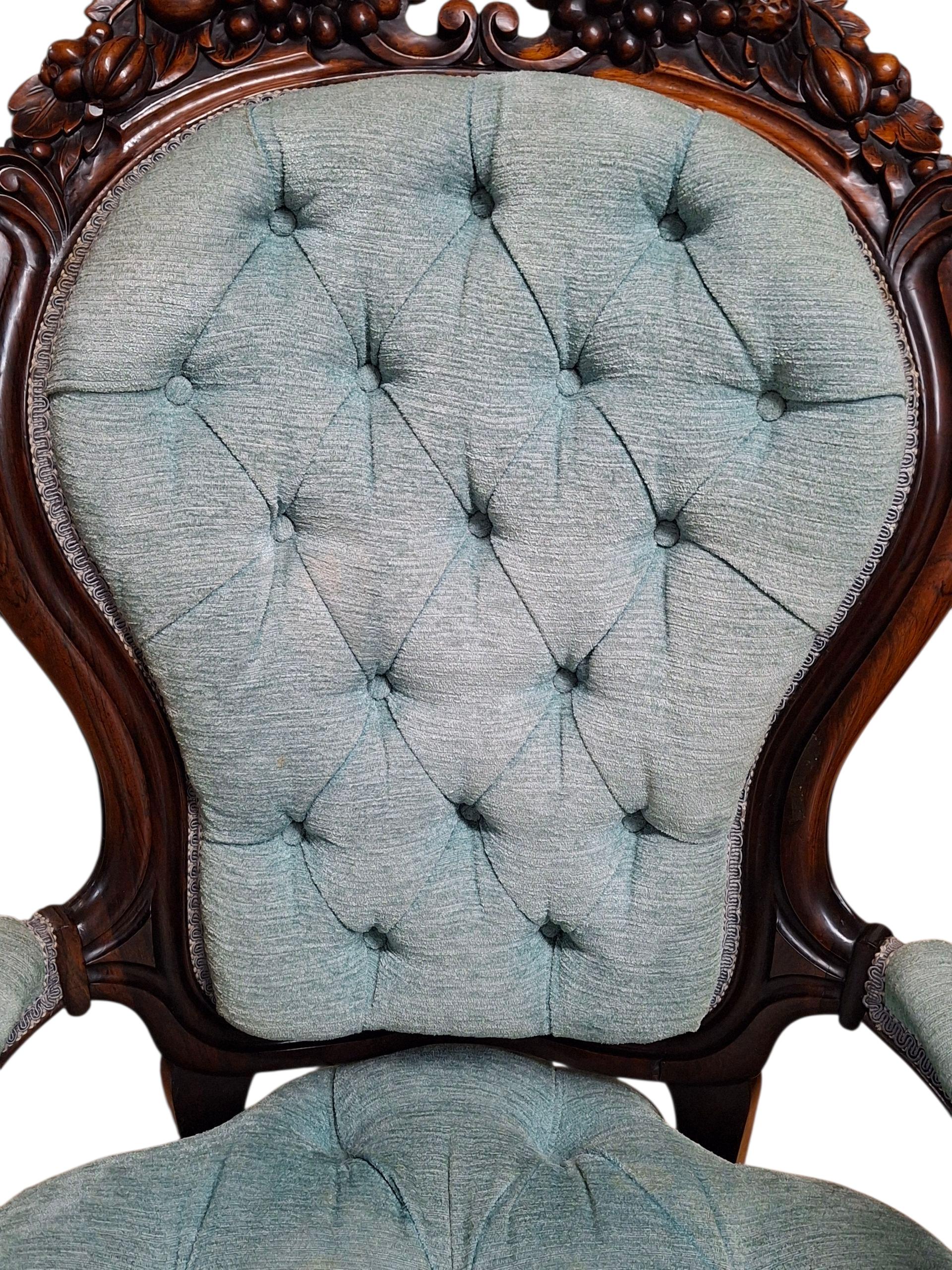 Sillón de estilo rococó atribuido a John Belter en venta 6