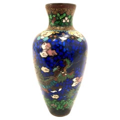 Japanische Cloisonné-Drachenvase aus dem späten 19. Jahrhundert