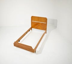 Lit simple en bois dans le style Ponti Italia des années 50, Mid-Century Modern