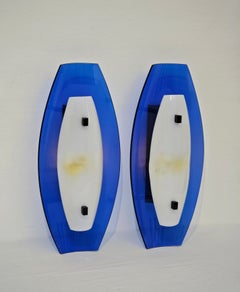 Set of two wall lamps in blue and white Perspex, Italy, 1970s, Mid-Century Modern