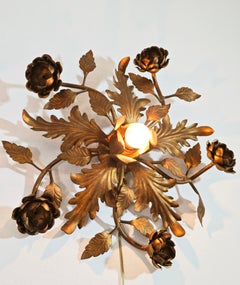 Set di due lampade a parete in metallo dorato Italia 1960/70 Hollywood regency