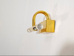 Lumina Wall Lamp in Gold-Plated Brass and Plexiglass, Italy, 1980s, Mid-Century Modern